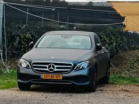 Mercedes-Benz E-Class (2019) spotted in Reẖovot, Israel