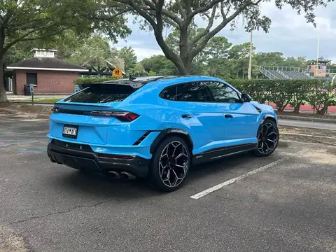 Lamborghini Urus spotted in Charleston