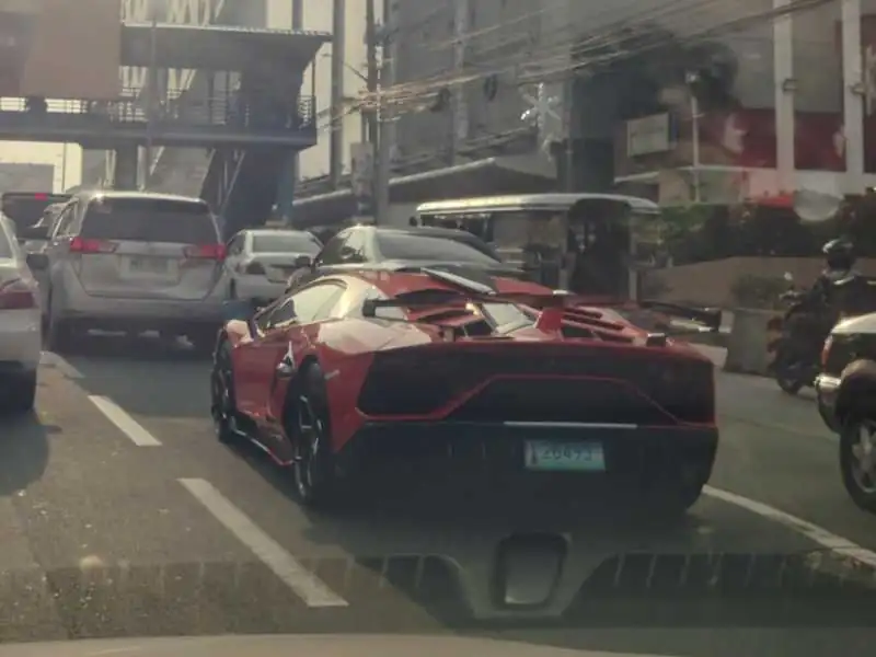 Lamborghini Aventador (2021) spotted in Quezon City, Philippines