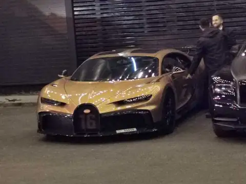Bugatti Chiron Super Sport (2021) spotted in Bucharest, Romania