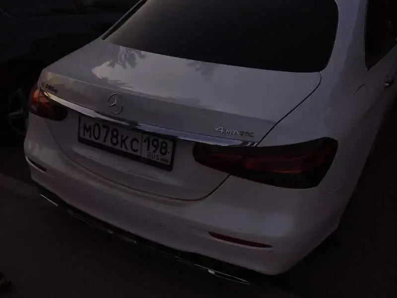 Mercedes-Benz E-Class (W213) (2021) spotted in Saint Petersburg, Russia