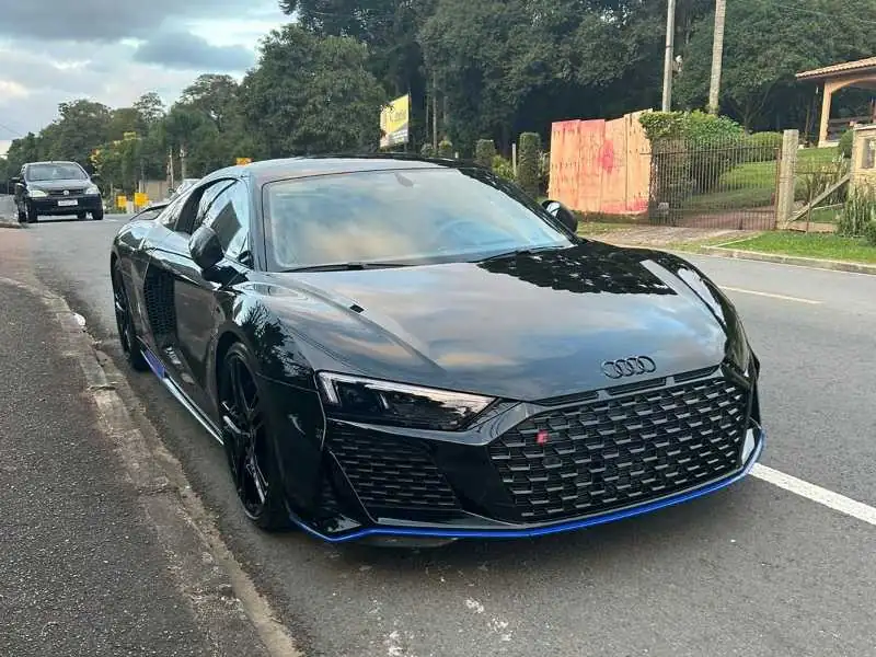 Audi R8 spotted in Curitiba