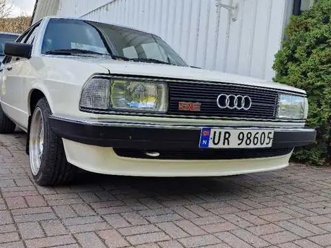Audi 80 5E (1984) spotted in Vik, Norway