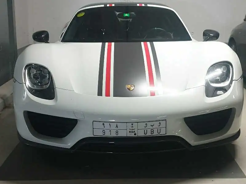 Porsche 918 Spyder (2015) spotted in Crans-Montana, Switzerland