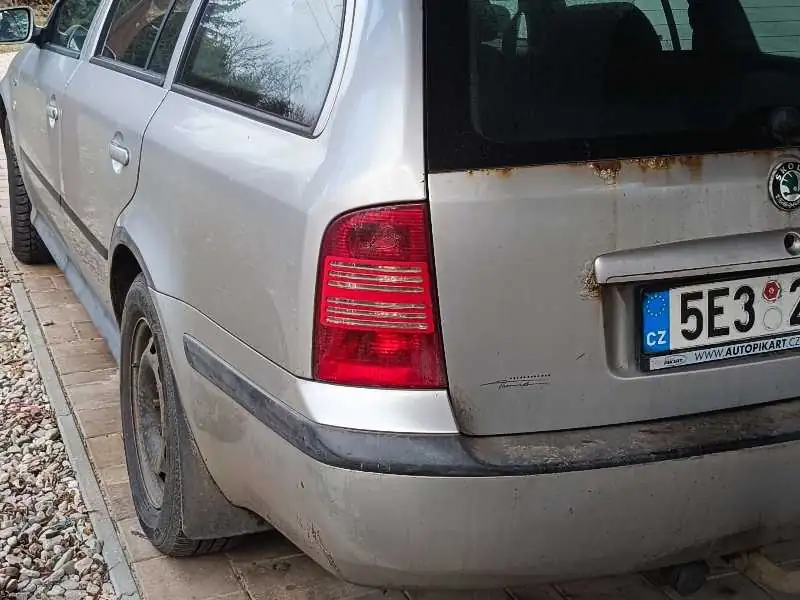 Škoda Octavia (2001) spotted in Pardubice, Czechia
