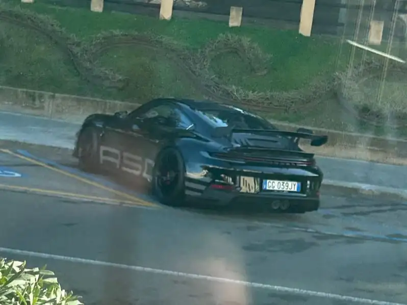 Porsche 911 GT3 RS spotted in Cagliari