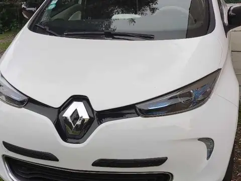 Renault Zoe (2021) spotted in Béziers, France