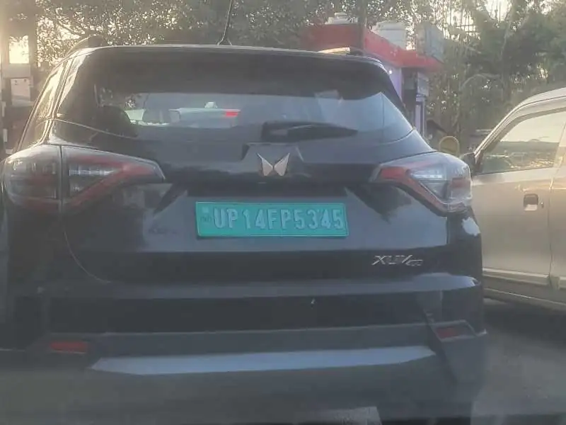 Mahindra XUV700 (2022) spotted in Rajnagar, India