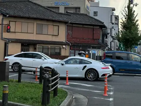 Porsche 911 Turbo S spotted in Kyoto