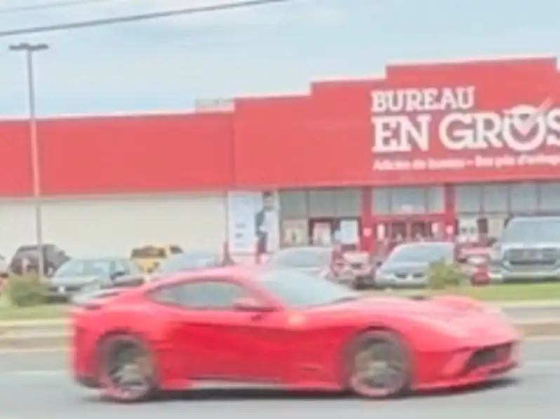 Ferrari 812 Superfast (2022) spotted in Granby, Canada