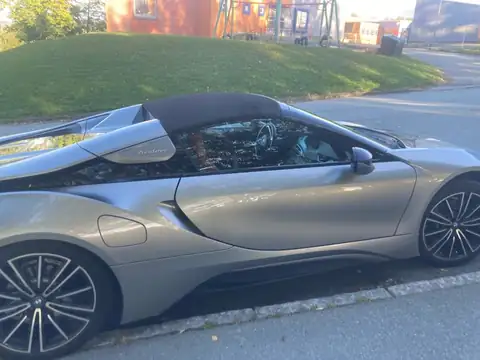 BMW i8 Roadster (2018) spotted in Trondheim, Norway