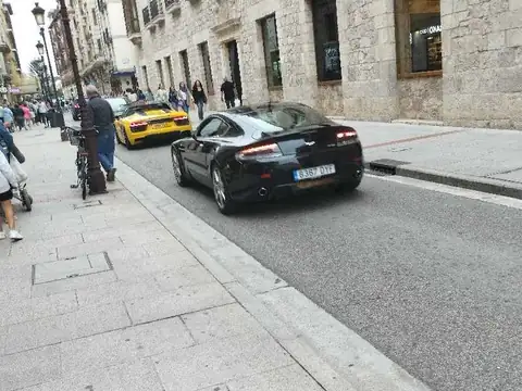 Aston Martin DB9 (2004) spotted in Burgos, Spain