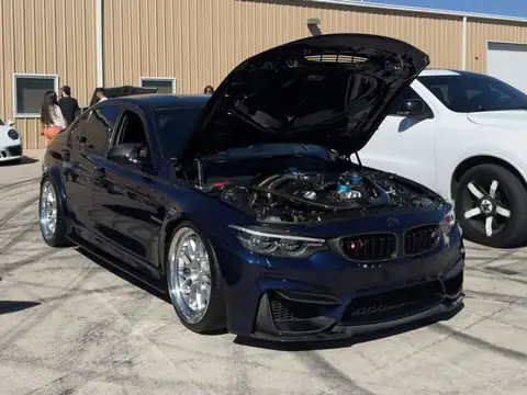 BMW M4 spotted in Howard