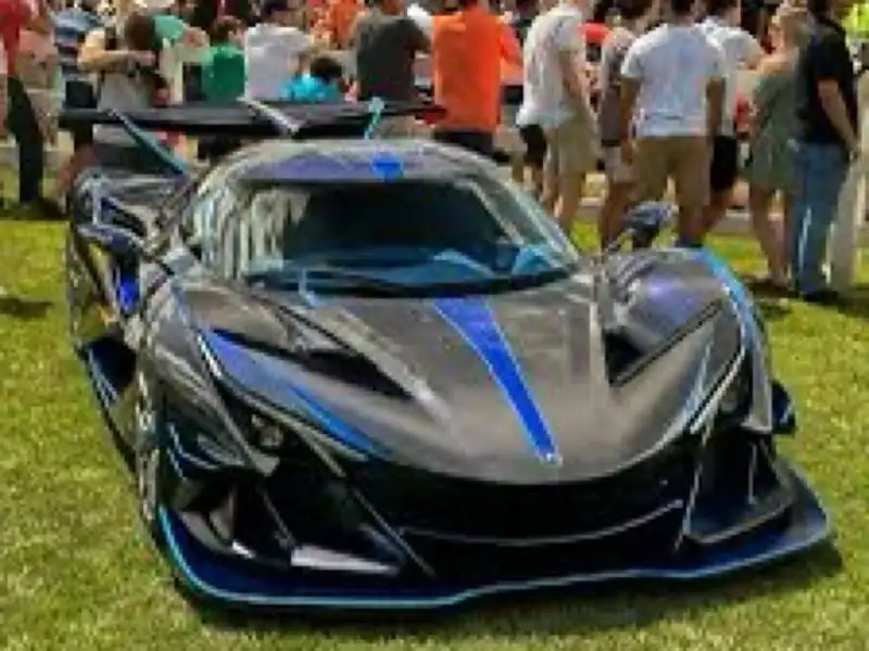 McLaren P1 spotted in Fort Myers