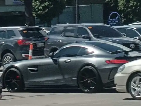 Mercedes-Benz AMG GT (2015) spotted in Tagaytay, Philippines