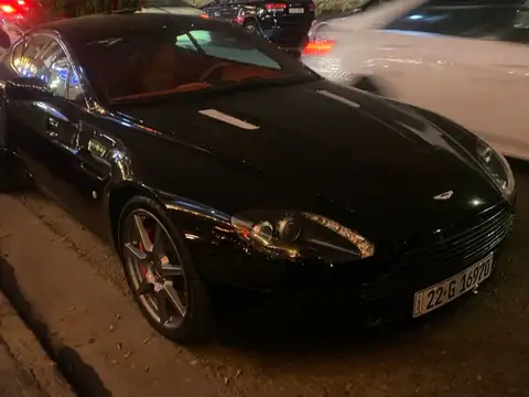 Aston Martin V8 Vantage (2005) spotted in Erbil, Iraq