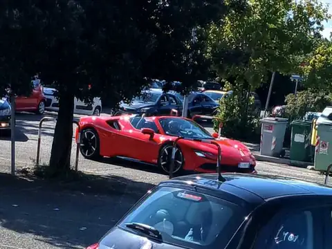 Ferrari SF90 Stradale (2020) spotted in Arezzo, Italy