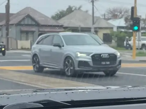 Audi RS Q5 (2021) spotted in Melbourne, Australia