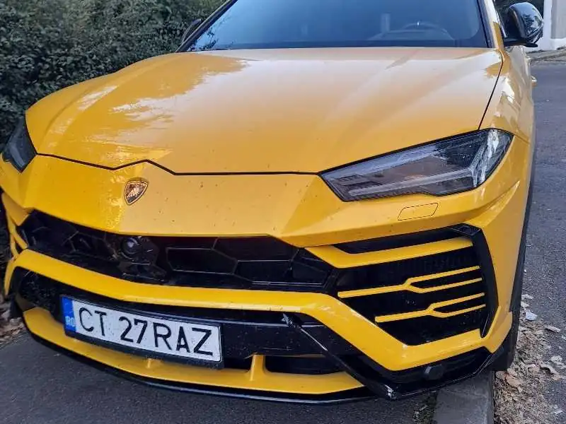 Lamborghini Urus (2021) spotted in Ploieşti, Romania