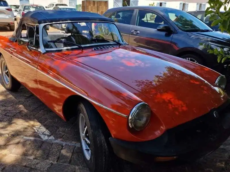MG MGB (1981) spotted in Cape Town, South Africa