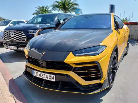 Lamborghini Urus (2022) spotted in Nesebar, Bulgaria