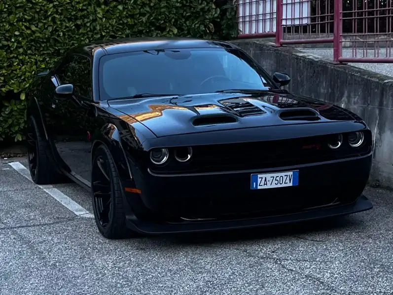 Dodge Challenger SRT Hellcat (2021) spotted in Trento, Italy