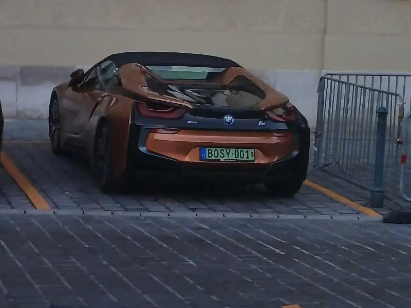 BMW i8 Roadster (2024) spotted in Budapest, Hungary