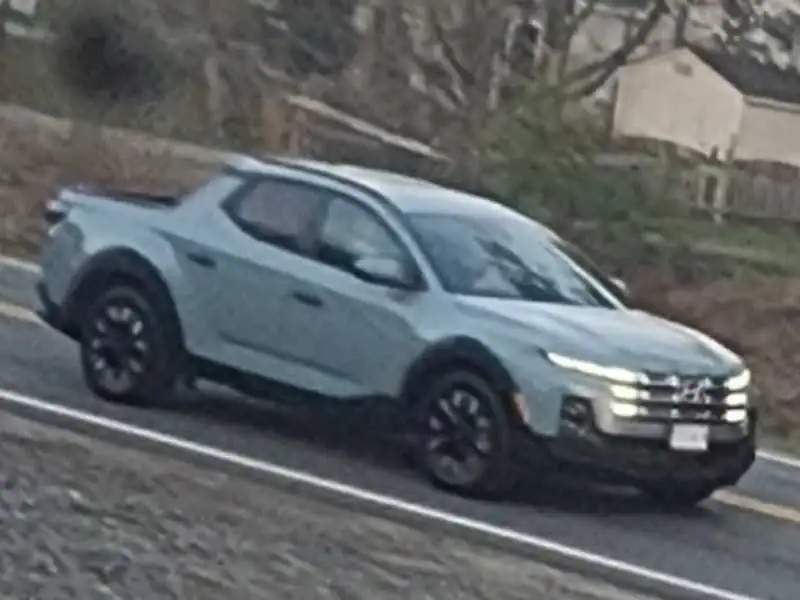 Hyundai Santa Cruz (2022) spotted in Richmond, United States