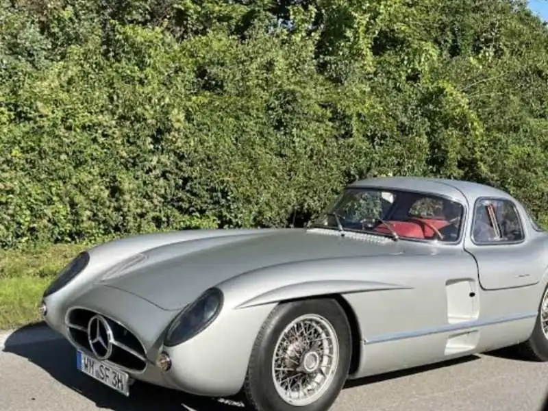 Mercedes-Benz 300 SLR spotted in Kimberley