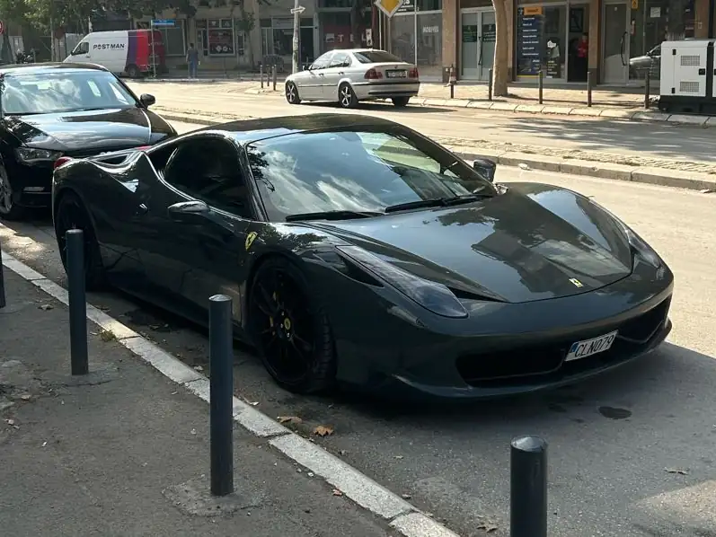 Ferrari 458 Italia (2015) spotted in Mitrovicë, Kosovo