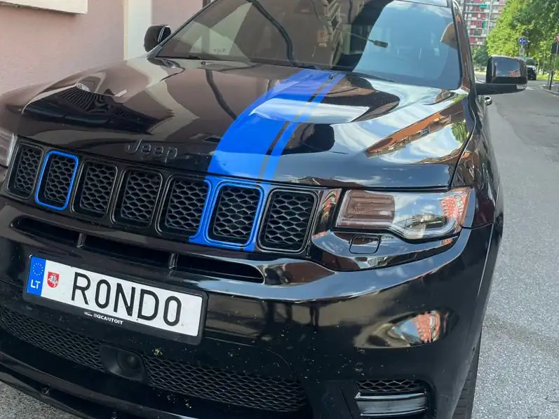 Jeep Grand Cherokee (2018) spotted in Milan, Italy