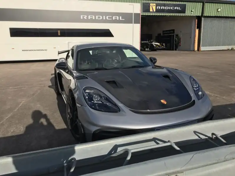 Porsche 718 Cayman GT4 (2024) spotted in Grythyttan, Sweden