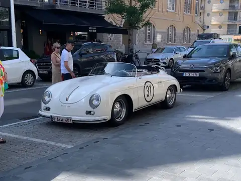 Porsche 356 spotted in Ostend