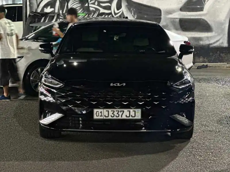 Kia K8 (2021) spotted in Tashkent, Uzbekistan