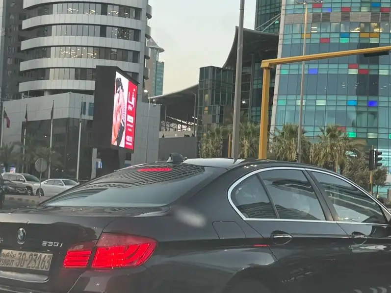 BMW 530i (2017) spotted in Ḩawallī, Kuwait