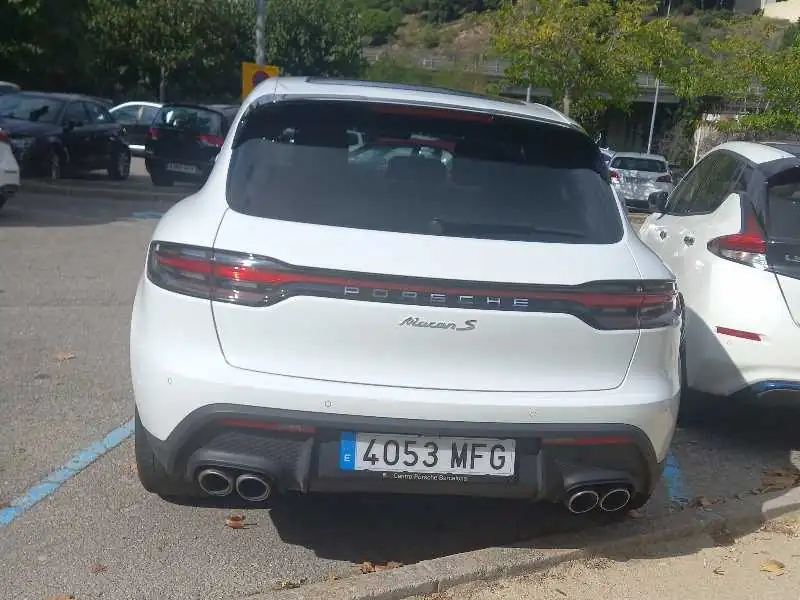 Porsche Macan S (2021) spotted in Mataró, Spain