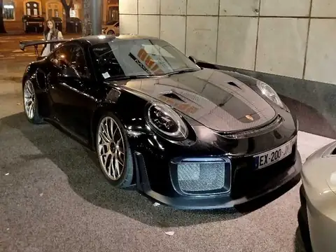 Porsche 911 GT2 RS (2018) spotted in Pamplona, Spain