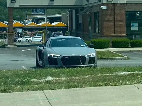 Audi R8 (2021) spotted in Albany, United States