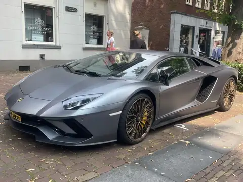 Lamborghini Aventador S spotted in Tilburg