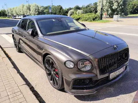 Bentley Flying Spur (2020) spotted in Saint Petersburg, Russia