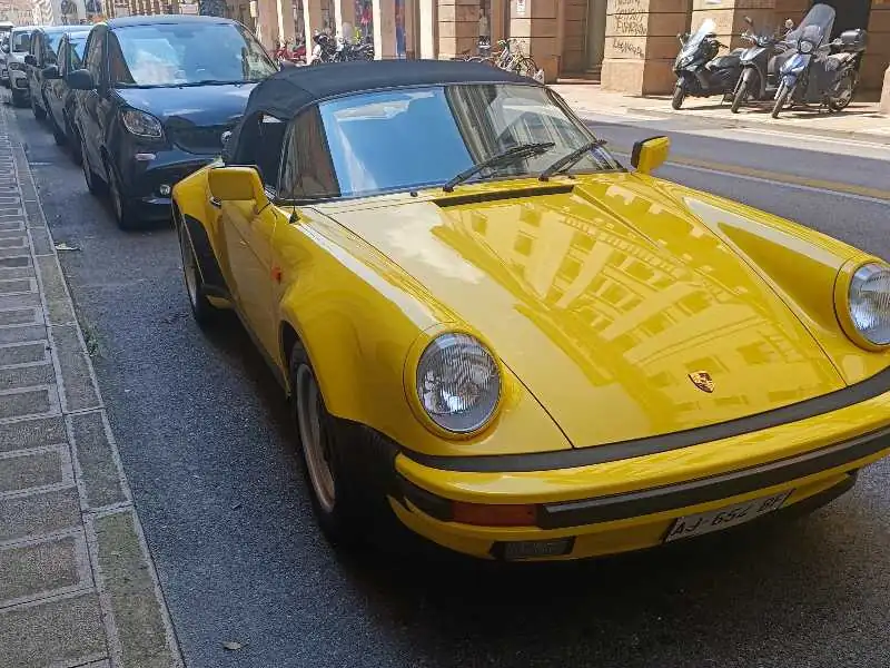 Porsche 911 Carrera Cabriolet spotted in Padua