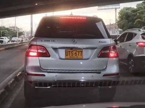 Mercedes-Benz GLC 250 (2016) spotted in Cali, Colombia