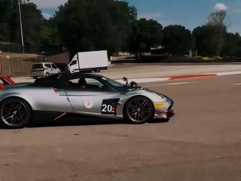 Pagani Zonda (2011) spotted in Florence, Italy