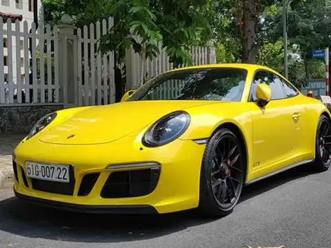 Porsche 911 GTS (2018) spotted in Guatemala City, Guatemala
