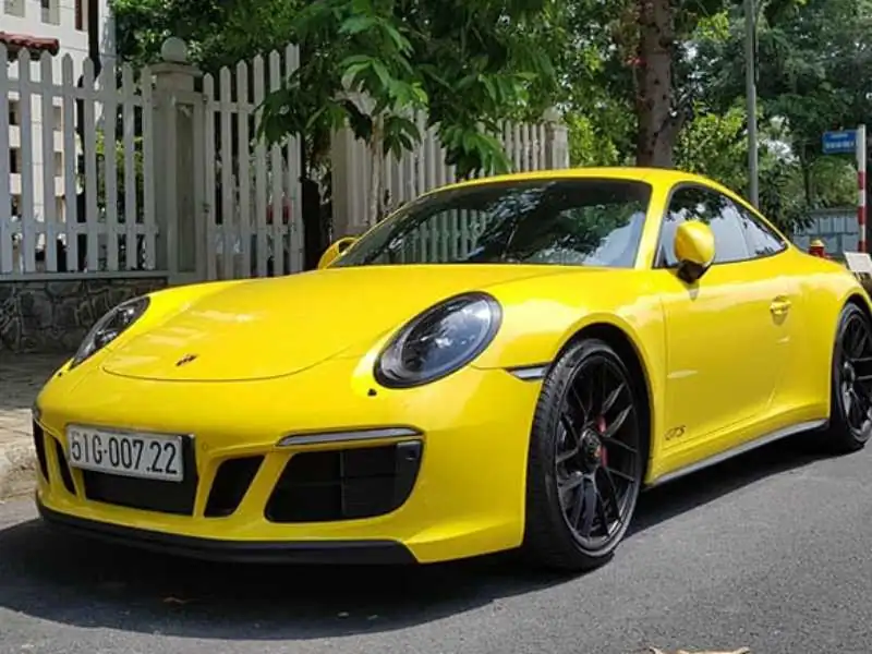 Porsche 911 GTS (2018) spotted in Guatemala City, Guatemala
