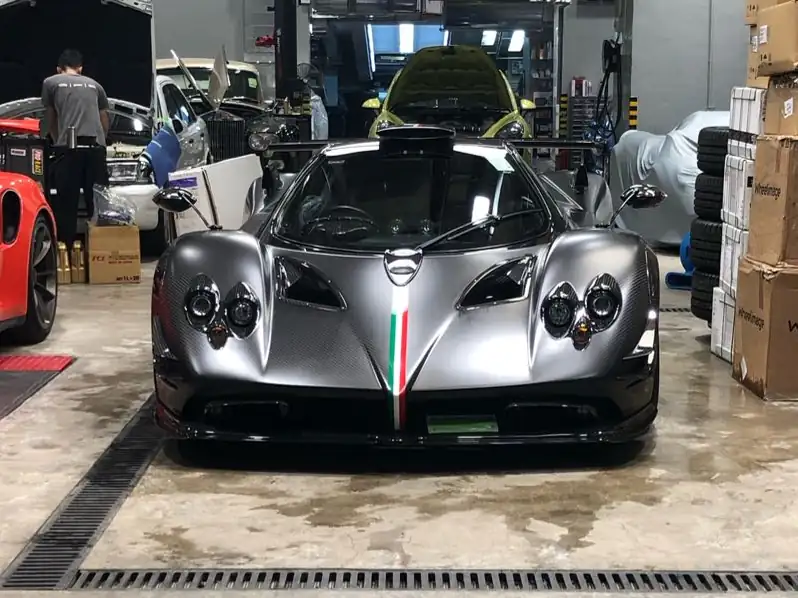 Pagani Zonda HP Barchetta (2017) spotted in Hong Kong, Hong Kong