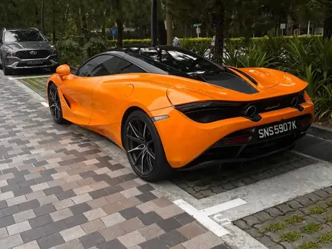 McLaren 720S (2019) spotted in Singapore, Singapore