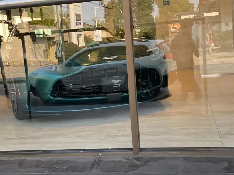 Aston Martin Valkyrie (2021) spotted in Burnaby, Canada