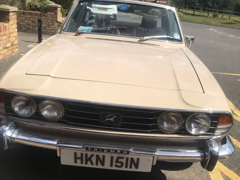 Triumph Stag (1976) spotted in Lyon, France