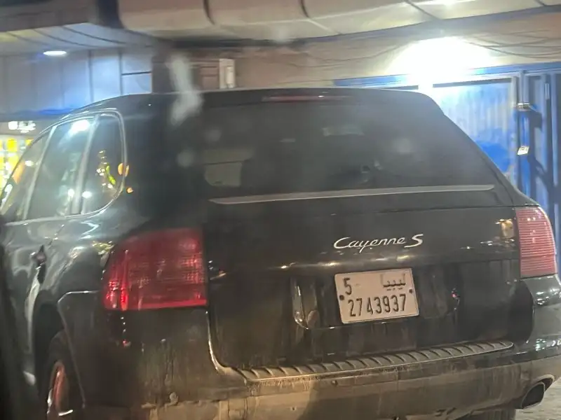 Porsche Cayenne S (2005) spotted in Tripoli, Libya